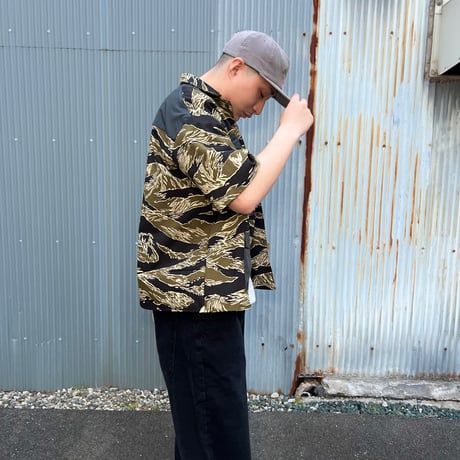 JOHN SOFIA RIPSTOP TACTICAL SHIRT (TIGER CAMO)｜ジョンソフィア リップストップ タクティカル シャツ（タイガーカモ）