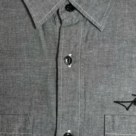 JOHN SOFIA “Staff Uniform” Chambray Shirt (BLACK)｜ジョンソフィア スタッフユニフォーム シャンブレー シャツ（ブラック）