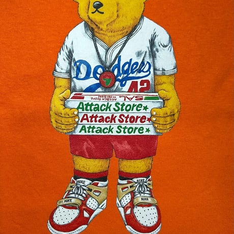 ATTACK ORIGINAL “Mookie” BEAR TEE by INTERBREED (ORG)｜アタックオリジナル “ムーキー” ベアー ティー by インターブリード（オレンジ）