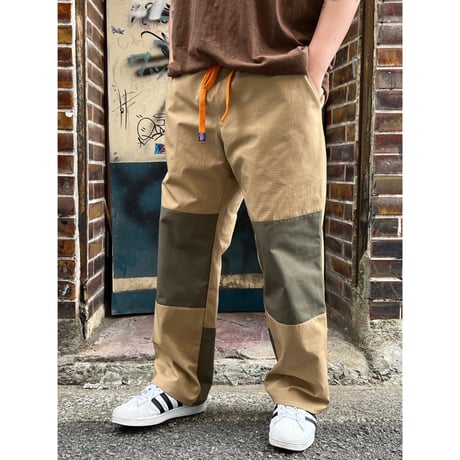 JOHN SOFIA After Zone Panels Ripstop Trousers (Beige/O.D)｜ジョンソフィア アフターゾーン パネルズ リップストップトラウザーズ