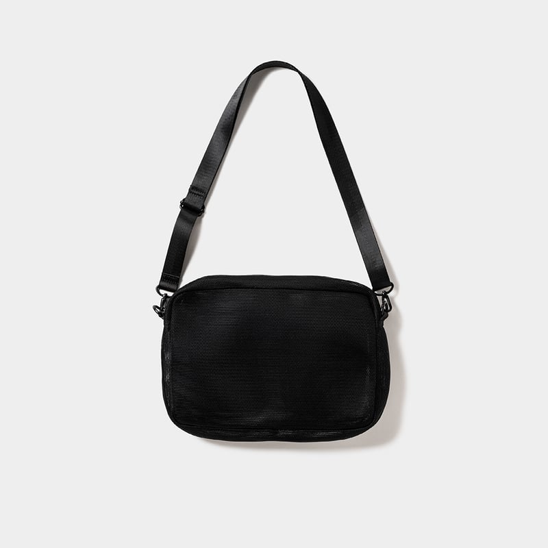 バッグ TIGHTBOOTH LOGO SHOULDER BAG TIGHTBOOTH LOGO MESH SACOCHE (Black)｜タイトブース ロゴ