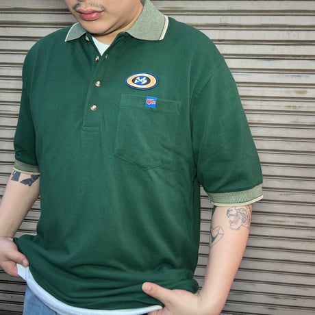 JOHN SOFIA Badge Logo Polo｜ジョンソフィア バッジロゴ ポロシャツ