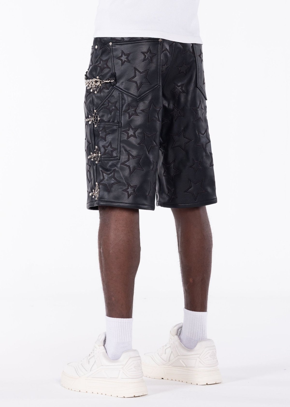 GUAPI 星柄刺繍 ブラックショートパンツ 28 GUAPI Obsidian Black Stars Leather Shorts (Blac