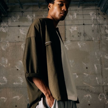 TIGHTBOOTH SEERSUCKER ROLL UP SHIRT (Olive)｜タイトブース シアサッカー ロールアップ シャツ（オリーブ）