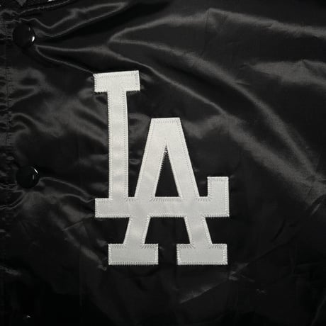 Fanatics Satin Jacket “Black & White” (Yankees, Dodgers)｜ファナティクス サテンジャケット（ブラック＆ホワイト／ヤンキース・ドジャース）