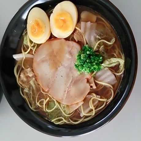 Walk, eat, and create food replicas in  Okachi-machi