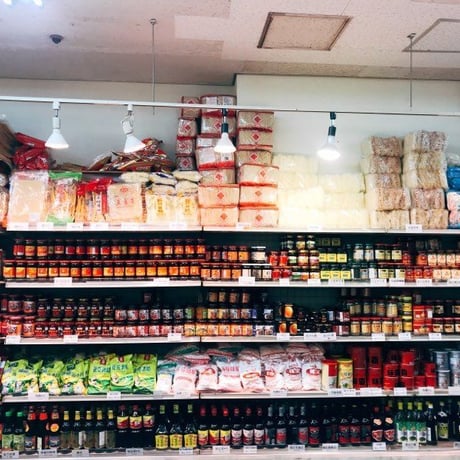 Walk, eat, and create food replicas in  Okachi-machi