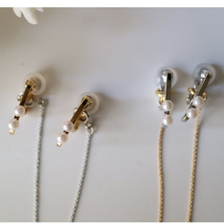 【nikori】　u- shaped perl   pierce
