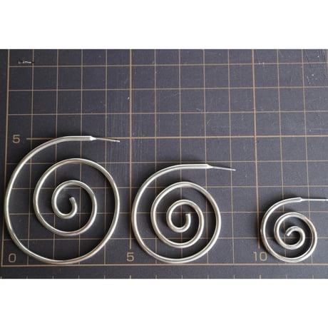 【Paw】uzumaki pierce（片耳販売）