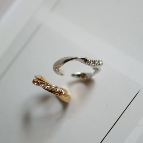 【nikori】twist stone ear caff