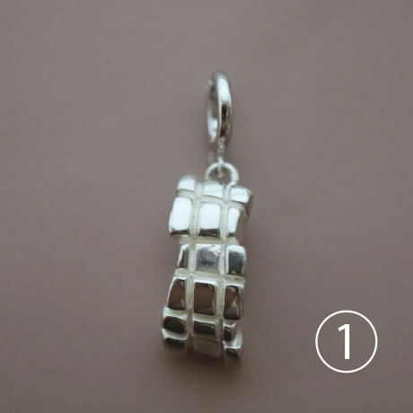 【Paw】tile block  necklace top