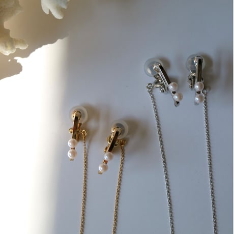 【nikori】　u- shaped perl   pierce