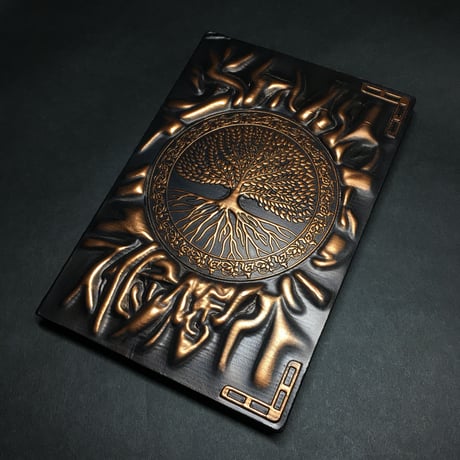 『世界樹の書』赤銅色