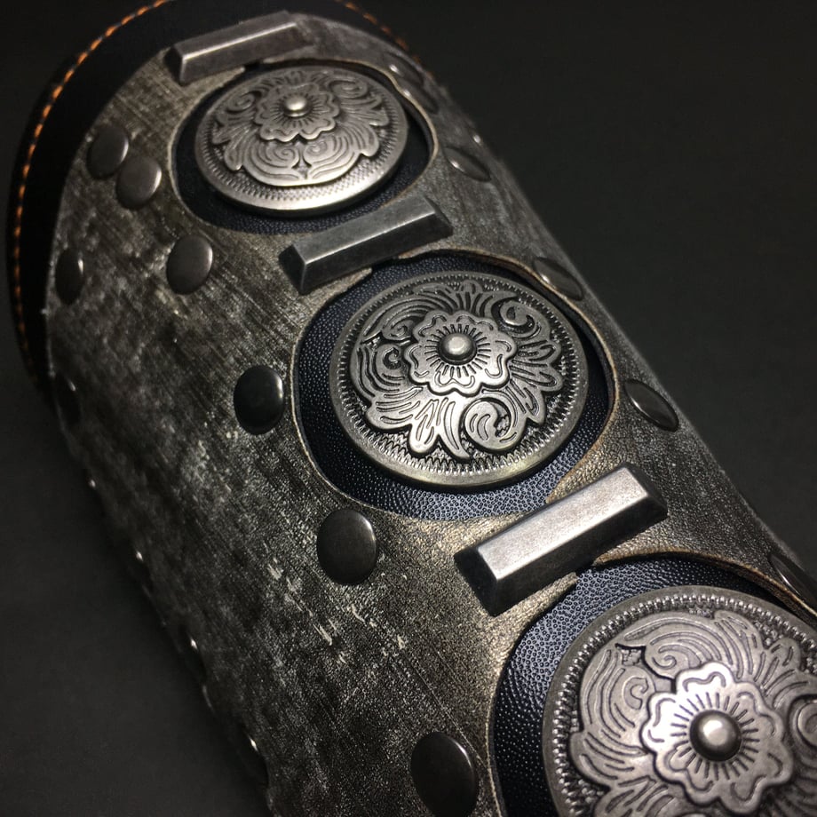 5f697eab3ae0f44c3869aabb