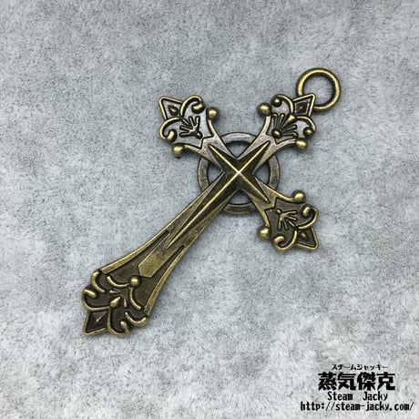 『華麗な銅十字架』金属素材　６.７ｘ４ｃｍ