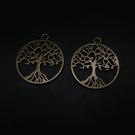 『世界樹』金属素材　ペアセット　直径２．４ｃｍ