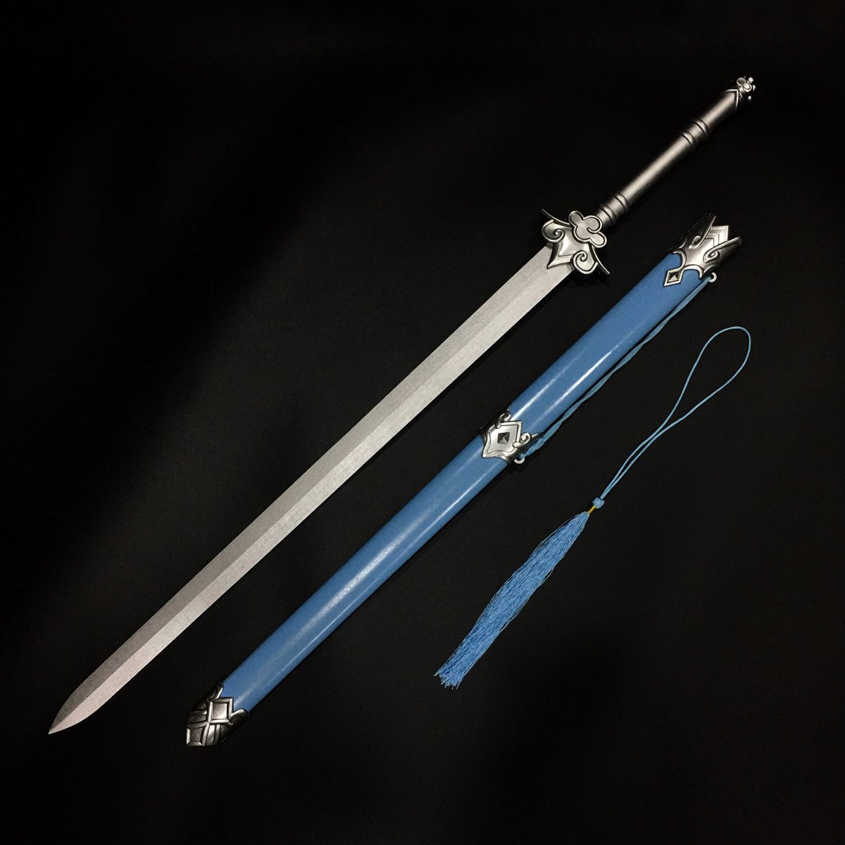 魔道祖師 完結記念展 武器キーホルダー 避塵 随便 セット 武器キーホルダー避塵・随便セット 魔道祖師完結記念展 公式は