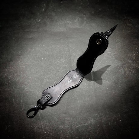 【Silveralan・委託販売品】鋭爪‣黒　ベルト用ホルダー