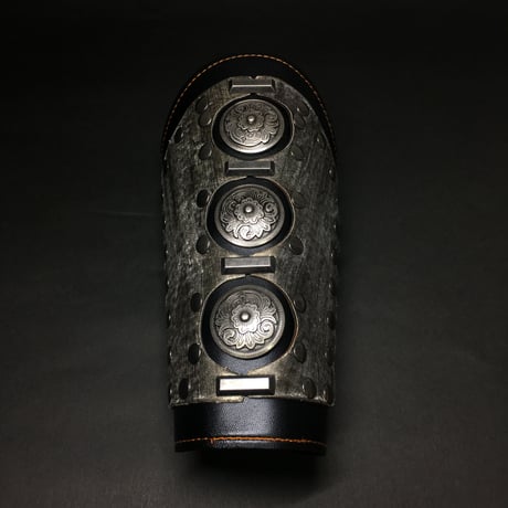 『少し高級感のある篭手』ペアセット