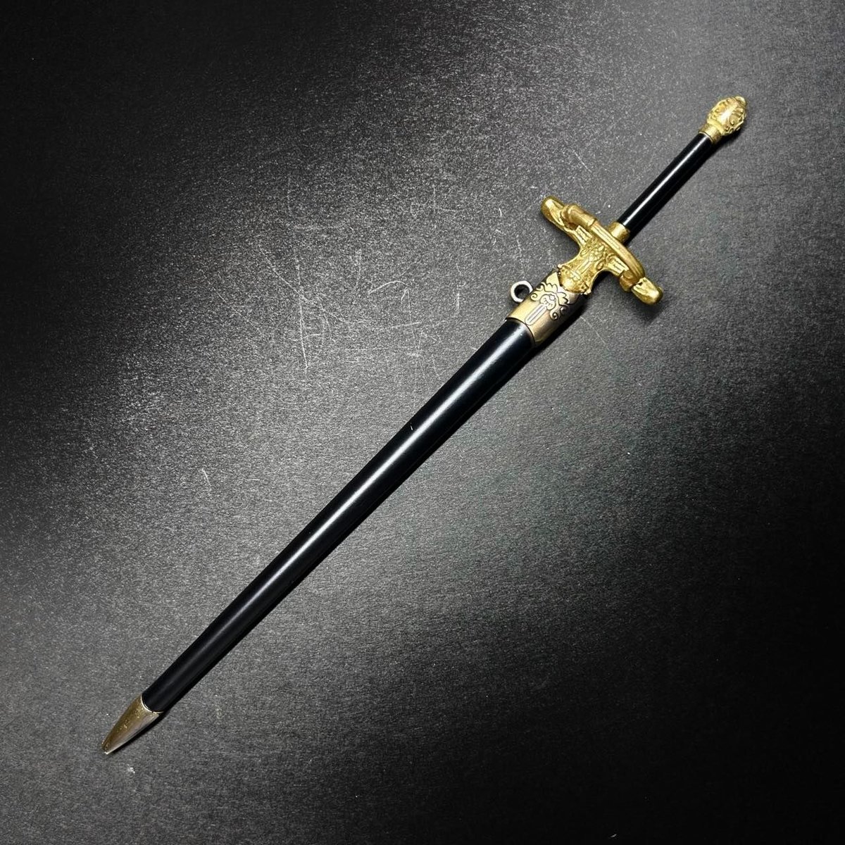 金色鍔付き　レイピア 金色鍔付き レイピア