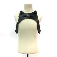 【黒】革製肩アーマー