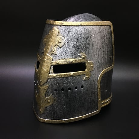 騎士の兜　バイザー可動　プラスチック製