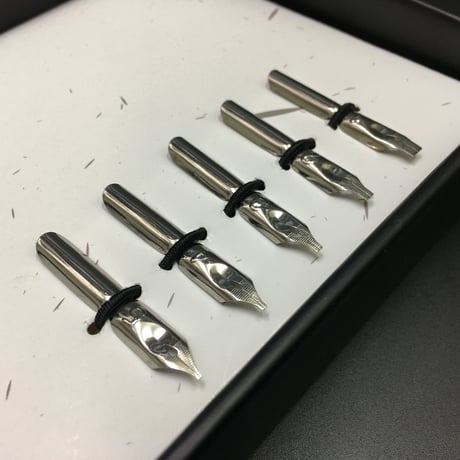 万年筆　フェザーペン　羽毛ペン　羽根　羽飾り