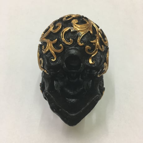 元聖職者の頭蓋骨