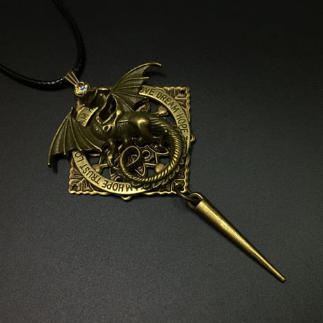 ドラゴンのネックレス