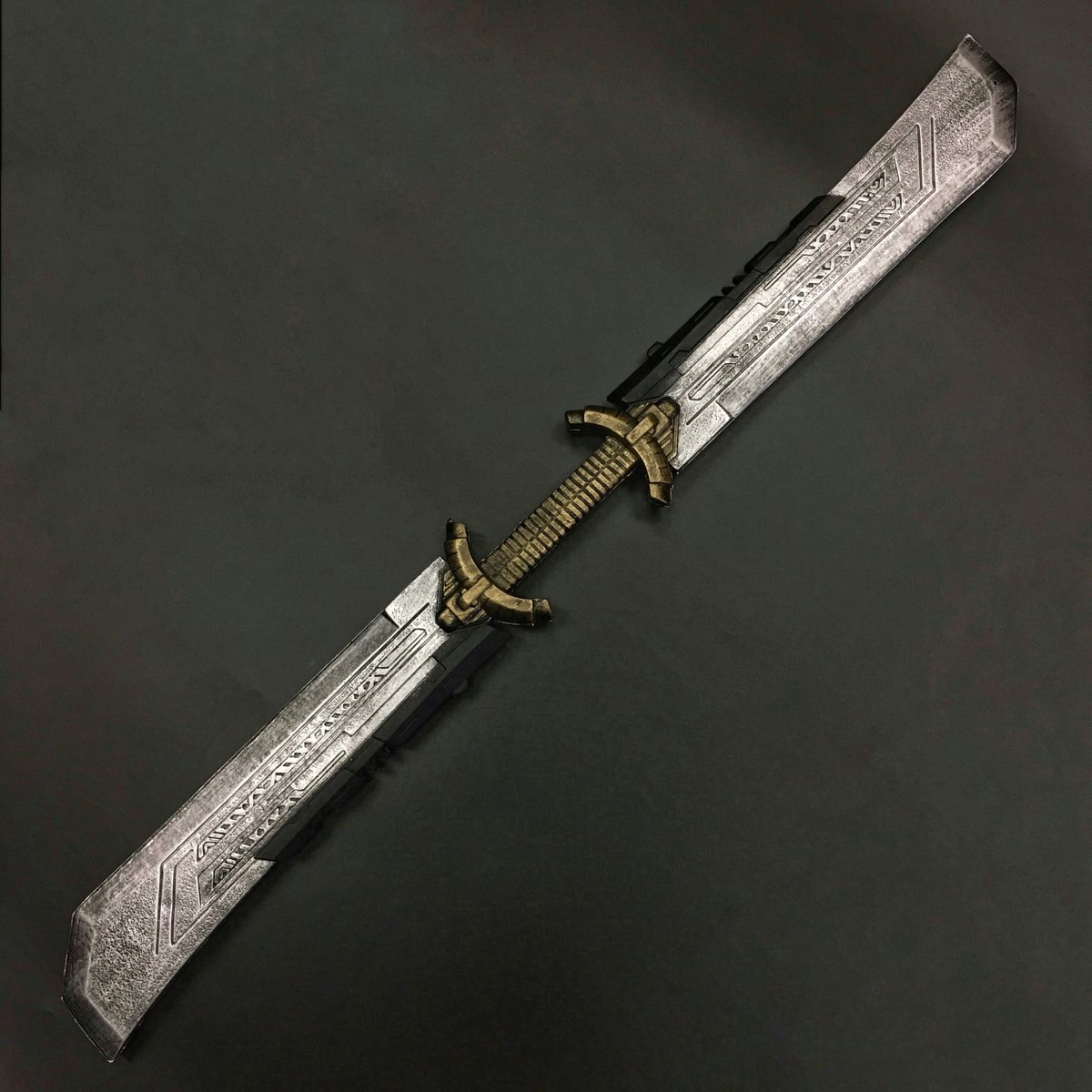 双刃の大剣 ダブルブレード | ジャッキーの隠れ家（Jacky'sHideout）