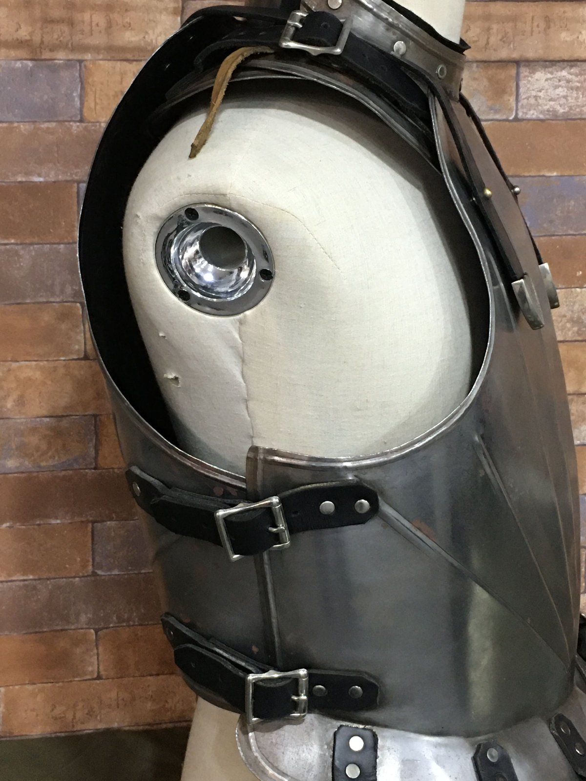 委託品・中古】西洋鎧 アーマー 金属製 | ジャッキーの隠れ家 委託品・中古】西洋鎧 アーマー 金属製 | ジャッキーの隠れ家