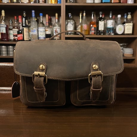 本革製鞄　スリング付き　28x17x14cm 軽めカメラケース