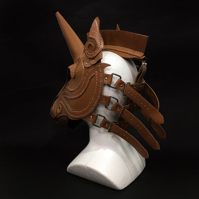 一角獣の革製仮面』 | ジャッキーの隠れ家（Jacky'sHideout）