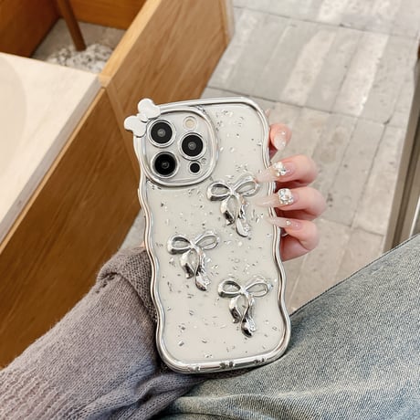 リボン iphone16/16proケース キラキラグリッター iphone15pro/14/13/12/11カバー うねうね 女子力アップ  ガールズに大人気 頑丈[M4906]