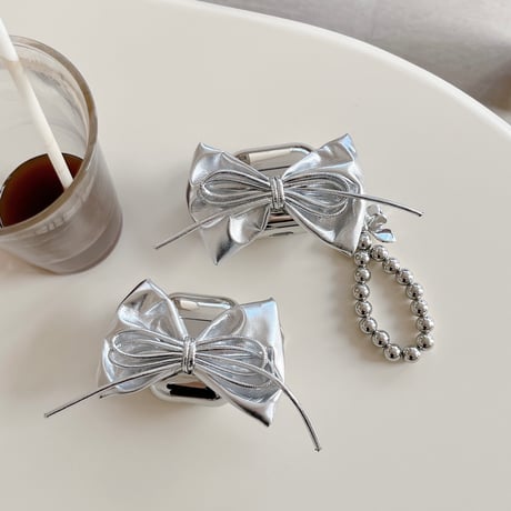リボン Airpods４ケース Airpods3/2 光沢感 airpodspro2/1カバー 金属ビーズストラップ おしゃれ [4833]