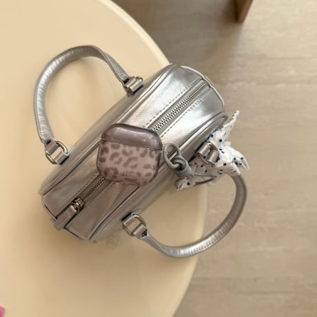 ヒョウ柄 Airpods 4ケース レザーストラップ付 Airpodspro2/proカバー Airpods3/2 アニマル柄 秋冬ファッション[M5648]