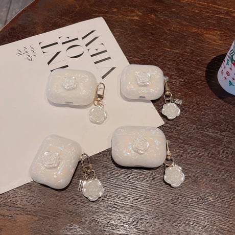 【Airpods4】ツバキの花  Airpods Pro2ケース 貝殻紋  airpods3カバー  アクセサリー付き  お洒落 ガールズに人気 [M2521]