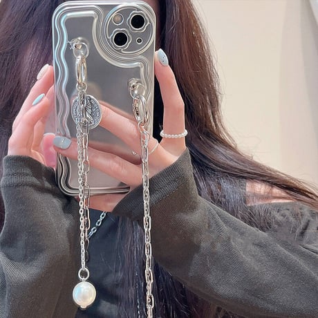 シルバーチェーン付き iphone14pro/13ケース 高級感 アイフォン12/11カバー  オシャレ 真珠付き 便利  個性ファッション[M2084]
