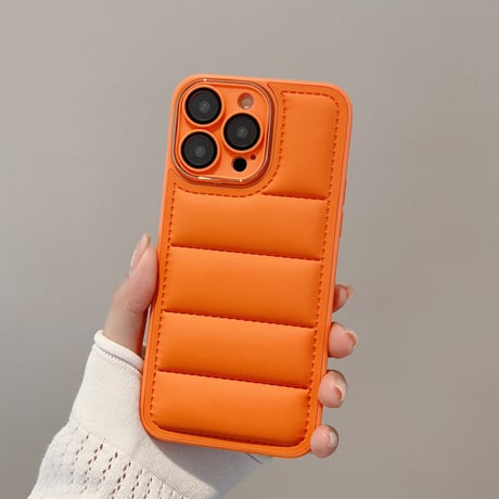 ダウン iPhone14pro/14plusケース レンズフイルム付 アイフォン13/12/11カバー 頑丈 冬に人気 男女兼用 プレゼントにおすすめ[M2513]