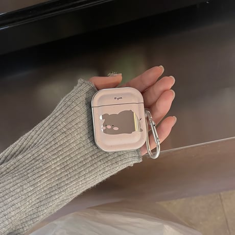 Airpods 4(第四世代)ケース 鏡付き豚  めっちゃ可愛い AirpodsPro2/Pro1カバー  エアポッズ3/2 カラビナ付き ギフトに最適[M4688]