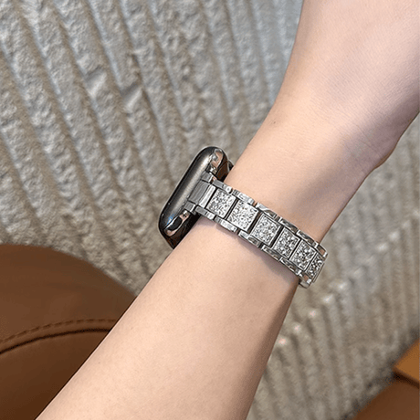 アップルウォッチSerise 10バンド 高級感 ダイヤデコ AppleWatch Ultra2/1/SE(第2/1世代)/Series9/8/7/6/5/4/3/2/1 丈夫[M4752]