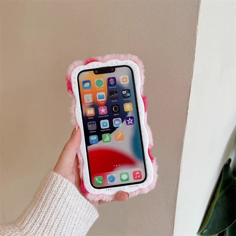 ハート柄 ファー iPhone16/16Proケース スタンド付 iPhone15pro/14pro/13カバー ふもふも 柔らかい 秋冬に流行る [M4925]