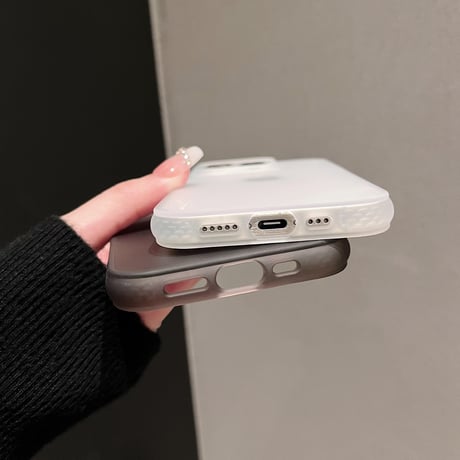 指紋防止 滑り止め加工 iPhone16pro/16plusケース 半透明 シンプル風 iPhone15pro/14/13proカバー 高品質 黄ばまない [M4983]