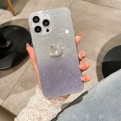 ジュエリーハクチョウ iPhone14/15Proケース 豪華 アイフォン13/12/11カバー ラメ入りシール カメラレンズフイルム付き 綺麗 お洒落[M2743]