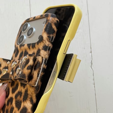 リボンスタンド付 iPhone17Pro/17ケース  レザー製 アイフォン16ProMax/15pro/14カバー  高級感 耐久性ある [M6477]