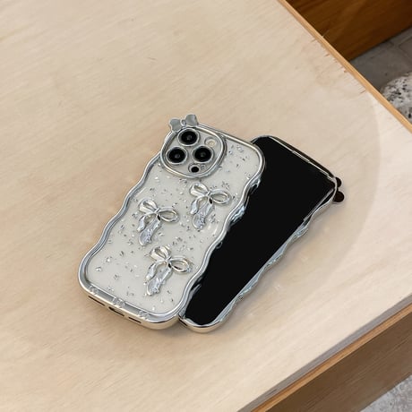 リボン iphone16/16proケース キラキラグリッター iphone15pro/14/13/12/11カバー うねうね 女子力アップ  ガールズに大人気 頑丈[M4906]