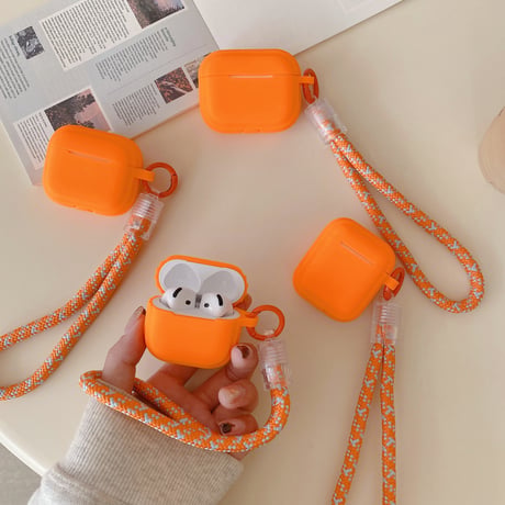 オレンジ AirpodsPro3/４ケース  ストラップ付 Airpods3/Pro2ケース 充電口カバー付き トレンドカラー  [M5718]