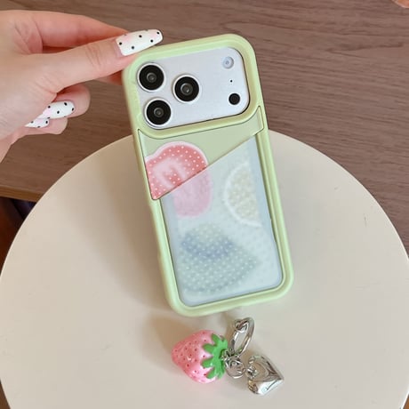 カードポケット iPhone17Pro/17ケース ストロベリーキーホルダー iPhone16Pro/15/14ケース 可愛い [M6431]