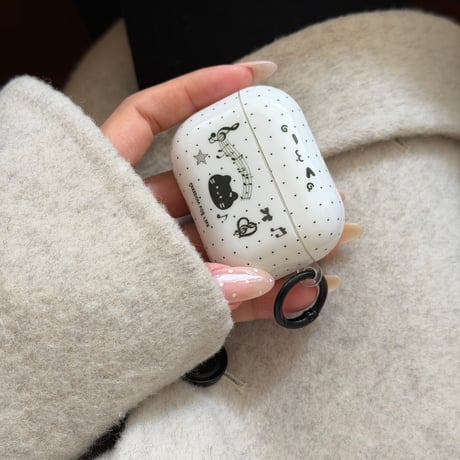 音楽/ネコちゃん Airpods Pro3ケース 水玉模様 Airpods 4/3カバー  AirpodsPro2/1  リング付 韓国っぽ 可愛すぎ [M6098]