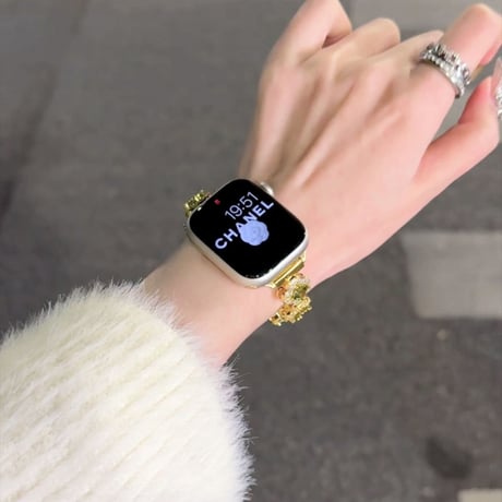 ダイヤクローバー AppleWatchバンド エレガント 高品質高級感 アップルウォッチSeries11/10/9 ベルト Ultra3/2/1 SE3/2/1 セレブ愛用 [M6146]